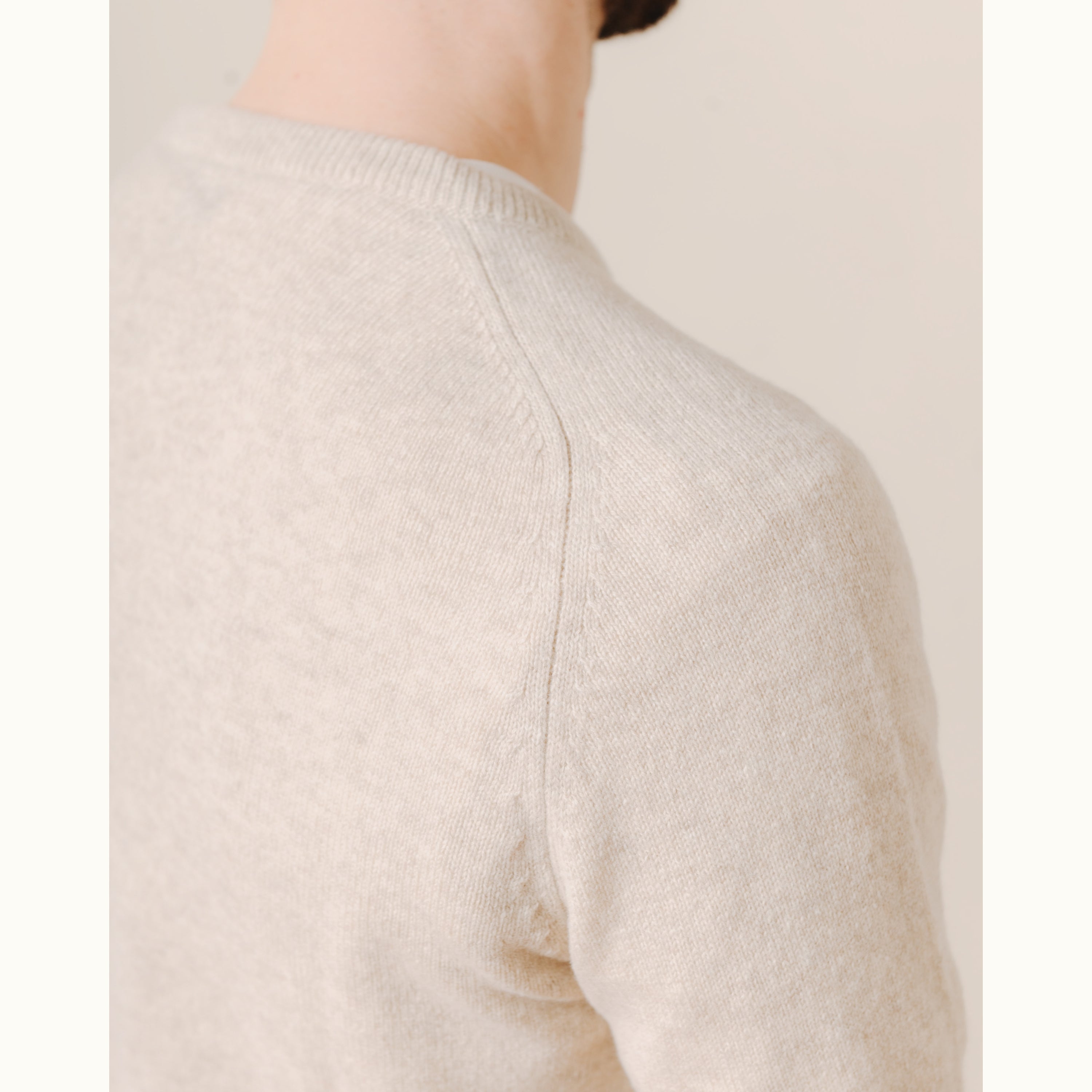 Linen Lambswool Saddle Shoulder Crew Neck