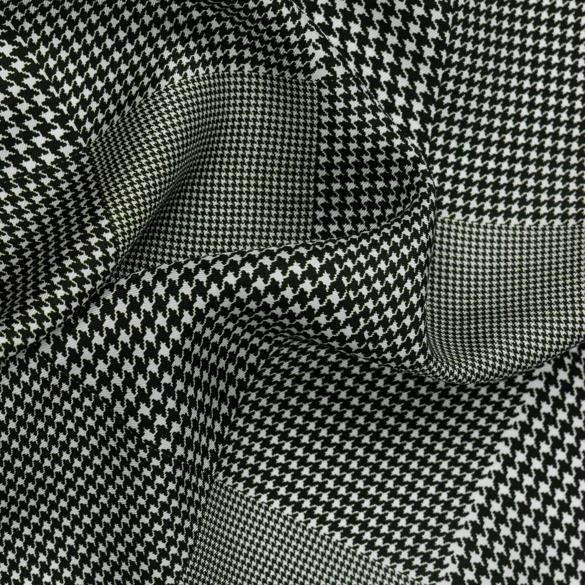 Olive Houndstooth Silk Pocket Square