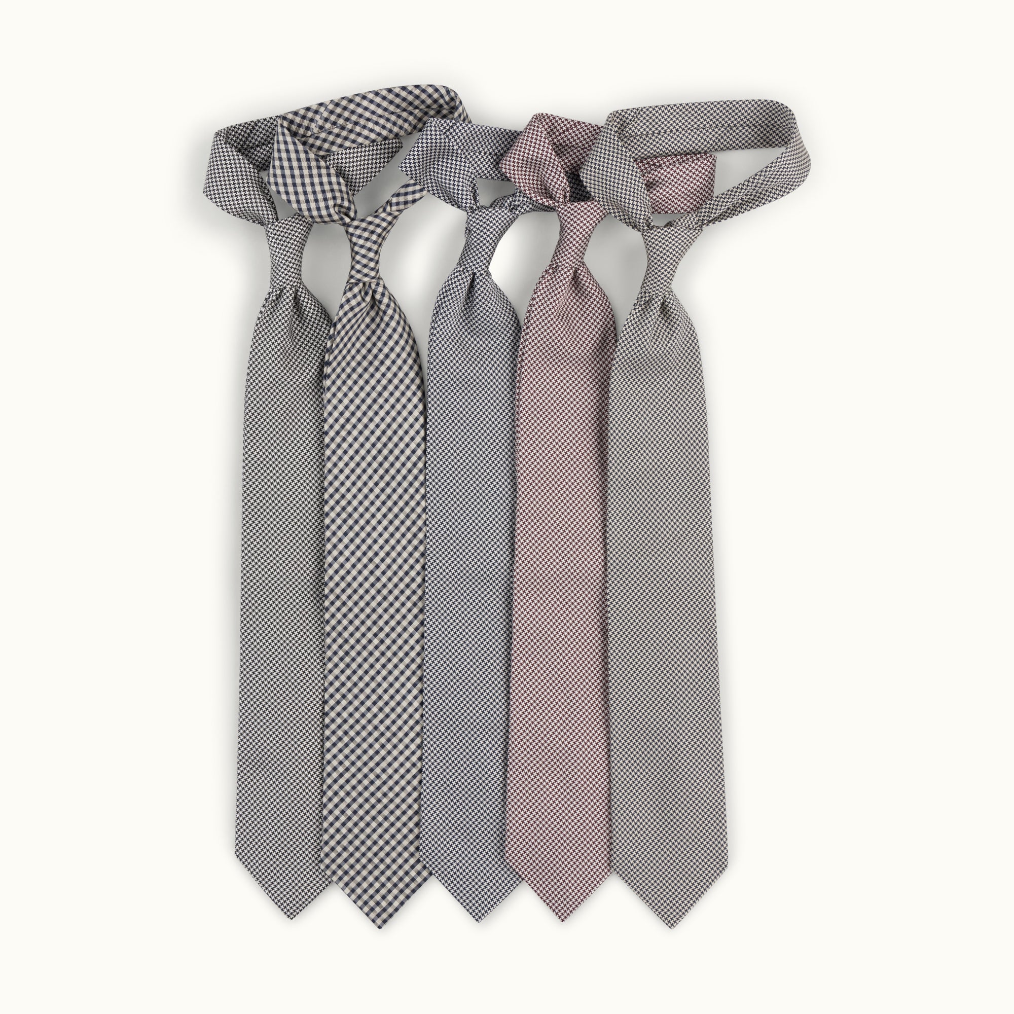 Burgundy & Silver Houndstooth Silk Tie